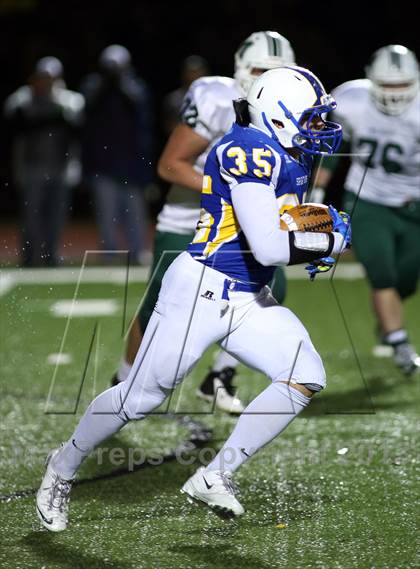 Thumbnail 1 in Mulvane vs Collegiate (KSHSAA 4A Bi-District Playoff) photogallery.
