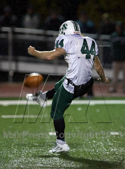 Thumbnail 1 in Mulvane vs Collegiate (KSHSAA 4A Bi-District Playoff) photogallery.