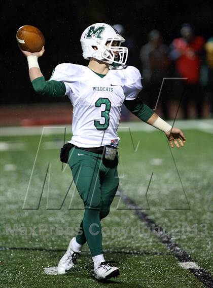 Thumbnail 1 in Mulvane vs Collegiate (KSHSAA 4A Bi-District Playoff) photogallery.