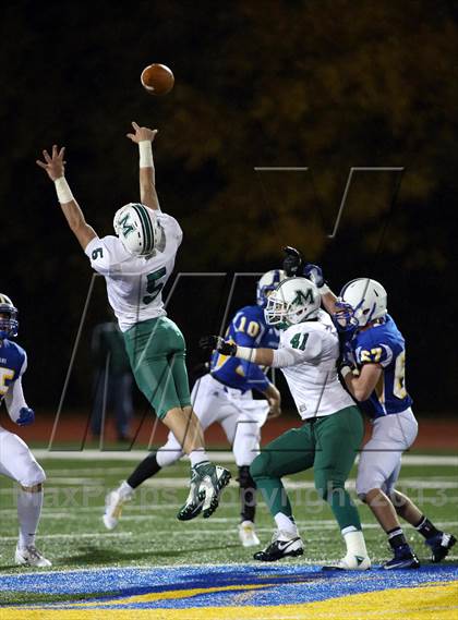 Thumbnail 2 in Mulvane vs Collegiate (KSHSAA 4A Bi-District Playoff) photogallery.