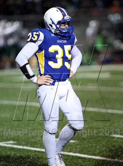 Thumbnail 1 in Mulvane vs Collegiate (KSHSAA 4A Bi-District Playoff) photogallery.