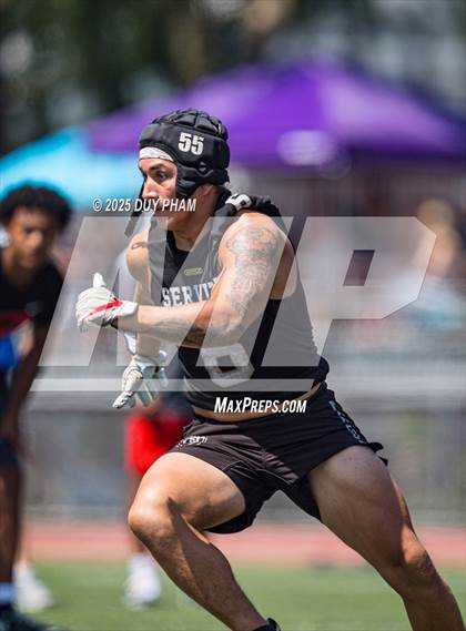 Thumbnail 2 in Serra vs Servite (7 on 7 Brave 8 Invitational) photogallery.