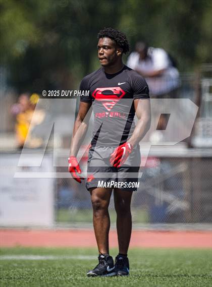 Thumbnail 3 in Serra vs Servite (7 on 7 Brave 8 Invitational) photogallery.