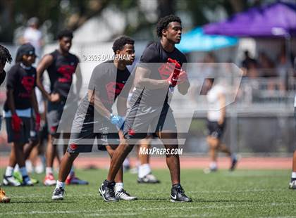 Thumbnail 2 in Serra vs Servite (7 on 7 Brave 8 Invitational) photogallery.