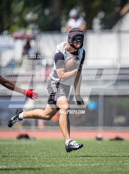 Thumbnail 2 in Serra vs Servite (7 on 7 Brave 8 Invitational) photogallery.