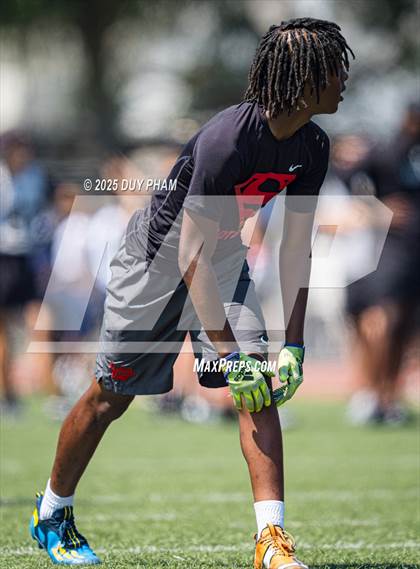 Thumbnail 2 in Serra vs Servite (7 on 7 Brave 8 Invitational) photogallery.