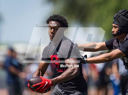 Thumbnail 2 in Serra vs Servite (7 on 7 Brave 8 Invitational) photogallery.