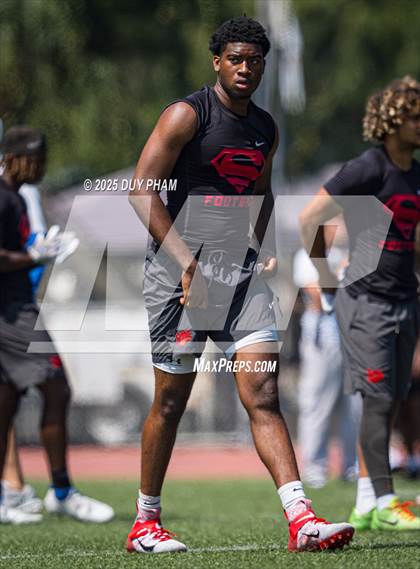 Thumbnail 1 in Serra vs Servite (7 on 7 Brave 8 Invitational) photogallery.