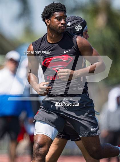 Thumbnail 1 in Serra vs Servite (7 on 7 Brave 8 Invitational) photogallery.