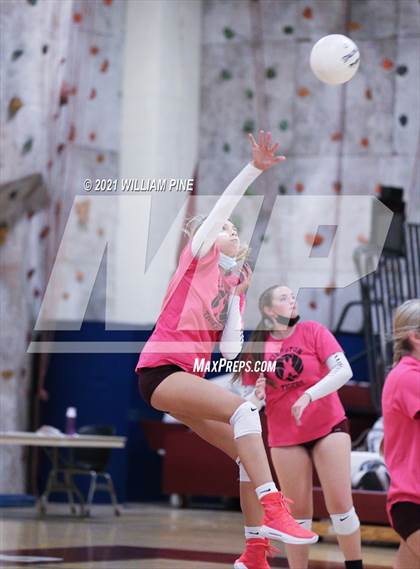 Thumbnail 3 in Middletown @ Kingston photogallery.