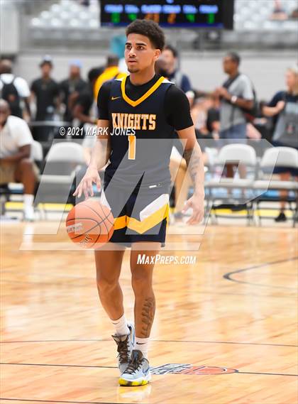 Thumbnail 3 in Cathedral vs. Democracy Prep Agassi Campus - Section 7 Basketball Tournament photogallery.