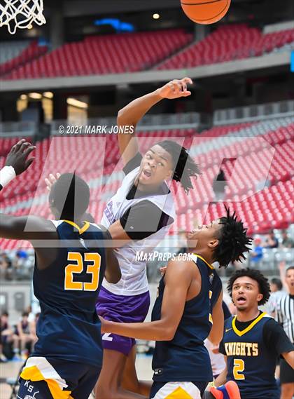Thumbnail 2 in Cathedral vs. Democracy Prep Agassi Campus - Section 7 Basketball Tournament photogallery.