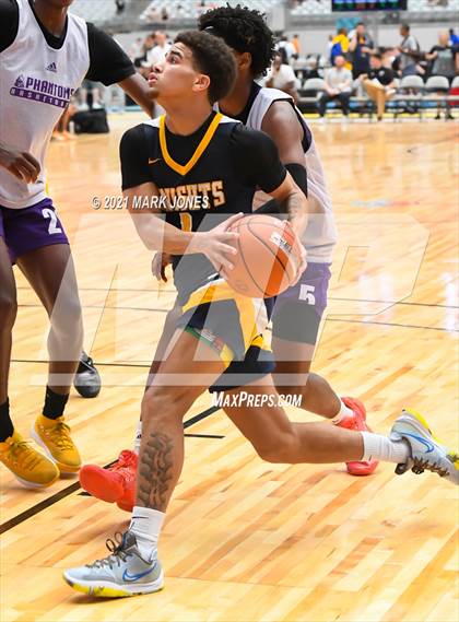 Thumbnail 2 in Cathedral vs. Democracy Prep Agassi Campus - Section 7 Basketball Tournament photogallery.