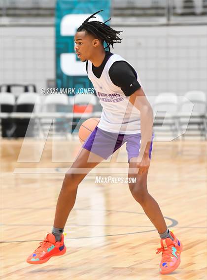 Thumbnail 3 in Cathedral vs. Democracy Prep Agassi Campus - Section 7 Basketball Tournament photogallery.