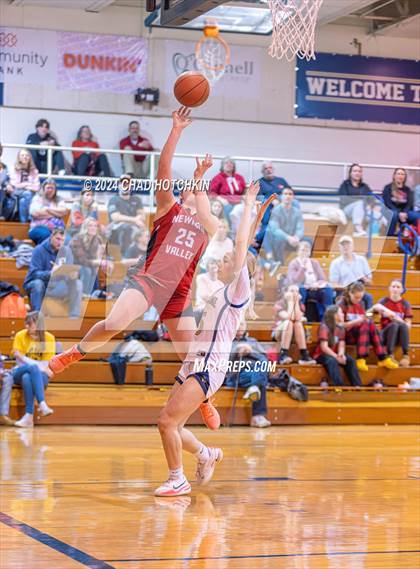 Thumbnail 2 in Newark Valley @ Elmira Notre Dame photogallery.