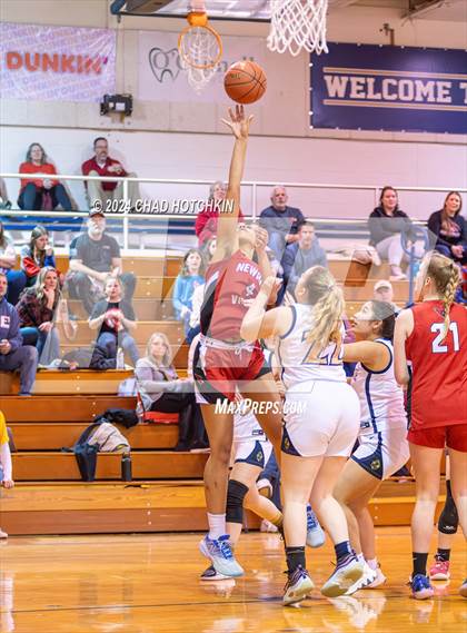 Thumbnail 1 in Newark Valley @ Elmira Notre Dame photogallery.