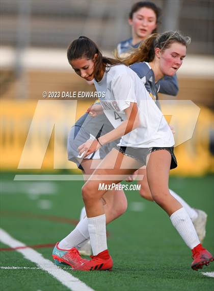 Thumbnail 3 in Francis Parker vs Classical Academy photogallery.