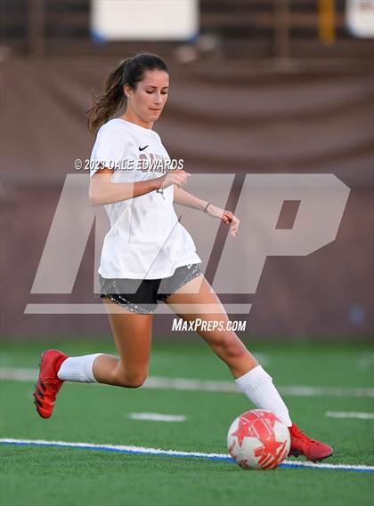Thumbnail 2 in Francis Parker vs Classical Academy photogallery.