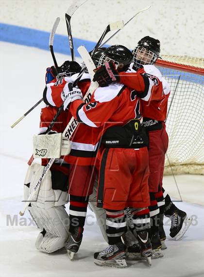 Thumbnail 1 in Warde/Ludlowe vs. North Branford (CIAC Division II Semifinals) photogallery.