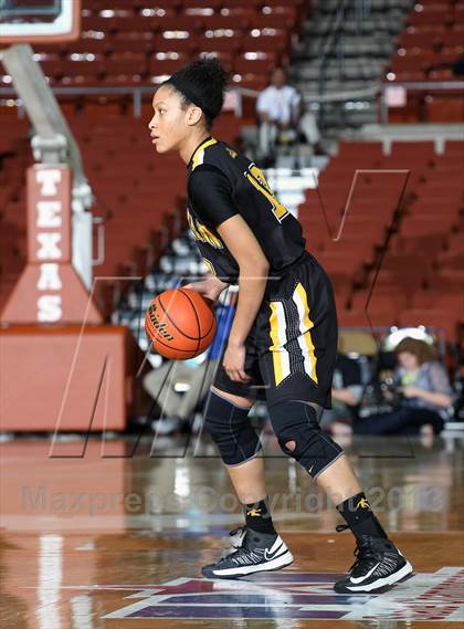Thumbnail 3 in Brennan vs. Georgetown (UIL 5A Semifinal) photogallery.