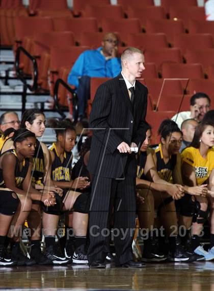 Thumbnail 1 in Brennan vs. Georgetown (UIL 5A Semifinal) photogallery.