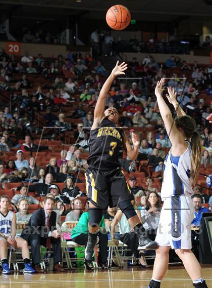 Thumbnail 2 in Brennan vs. Georgetown (UIL 5A Semifinal) photogallery.