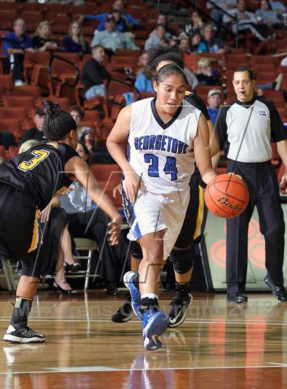 Thumbnail 1 in Brennan vs. Georgetown (UIL 5A Semifinal) photogallery.