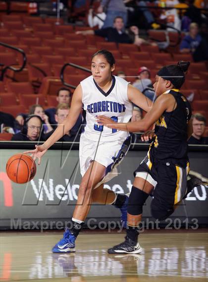 Thumbnail 3 in Brennan vs. Georgetown (UIL 5A Semifinal) photogallery.