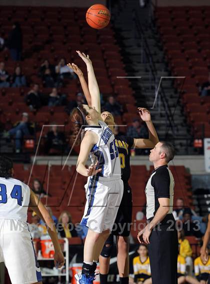 Thumbnail 1 in Brennan vs. Georgetown (UIL 5A Semifinal) photogallery.