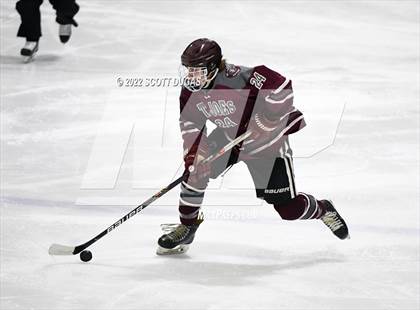Thumbnail 3 in Canisius vs St. Joseph's Collegiate Institute photogallery.