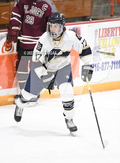 Thumbnail 2 in Canisius vs St. Joseph's Collegiate Institute photogallery.