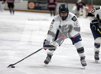 Thumbnail 2 in Canisius vs St. Joseph's Collegiate Institute photogallery.