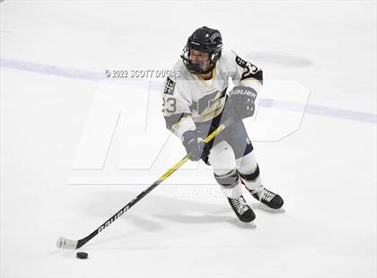Thumbnail 1 in Canisius vs St. Joseph's Collegiate Institute photogallery.