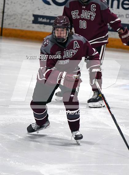 Thumbnail 2 in Canisius vs St. Joseph's Collegiate Institute photogallery.