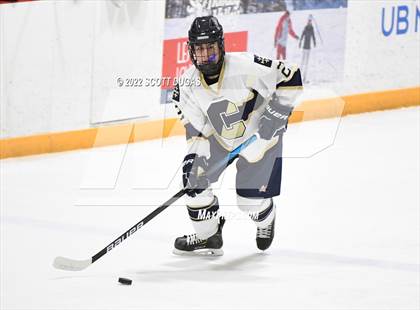 Thumbnail 1 in Canisius vs St. Joseph's Collegiate Institute photogallery.