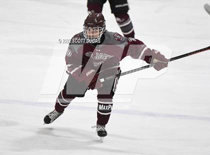 Thumbnail 3 in Canisius vs St. Joseph's Collegiate Institute photogallery.
