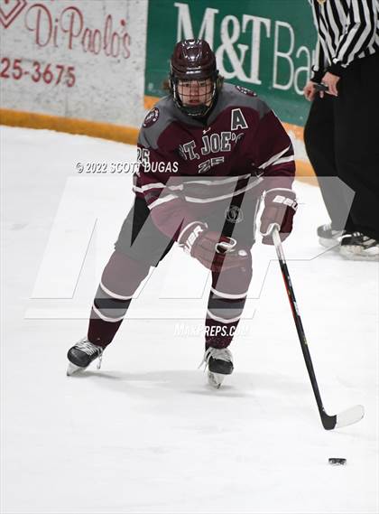Thumbnail 1 in Canisius vs St. Joseph's Collegiate Institute photogallery.