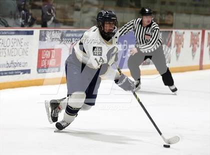 Thumbnail 1 in Canisius vs St. Joseph's Collegiate Institute photogallery.