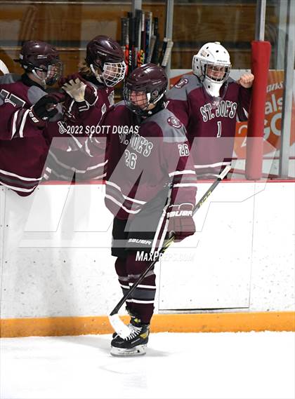 Thumbnail 2 in Canisius vs St. Joseph's Collegiate Institute photogallery.