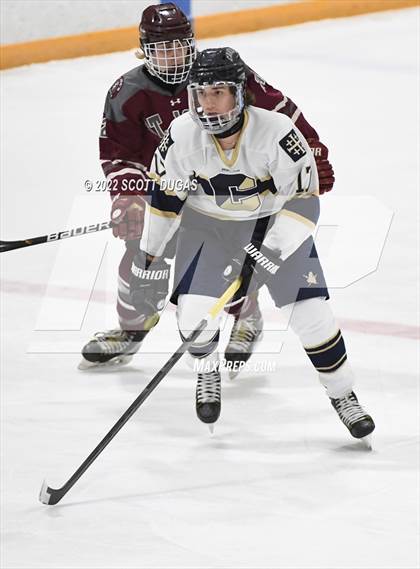 Thumbnail 2 in Canisius vs St. Joseph's Collegiate Institute photogallery.