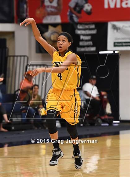 Thumbnail 2 in Miramonte vs. Bishop O'Dowd (CIF NCS D3 Championship) photogallery.