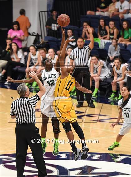 Thumbnail 2 in Miramonte vs. Bishop O'Dowd (CIF NCS D3 Championship) photogallery.