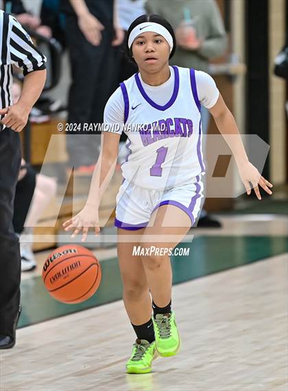 Thumbnail 3 in Muncie Central vs Pendleton Heights (IHSAA 4A Section 9 Round 1)  photogallery.