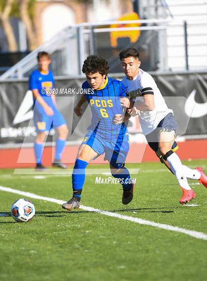 Thumbnail 3 in Yuma Catholic vs. Phoenix Country Day (AIA 3A Semifinal) photogallery.