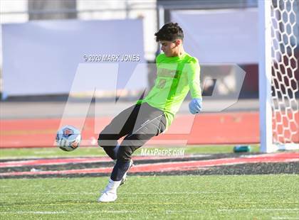Thumbnail 1 in Yuma Catholic vs. Phoenix Country Day (AIA 3A Semifinal) photogallery.