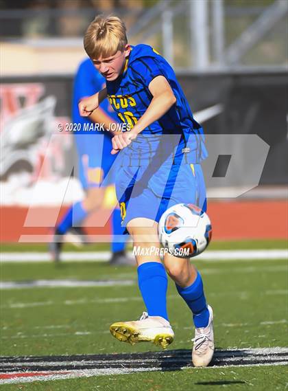 Thumbnail 3 in Yuma Catholic vs. Phoenix Country Day (AIA 3A Semifinal) photogallery.