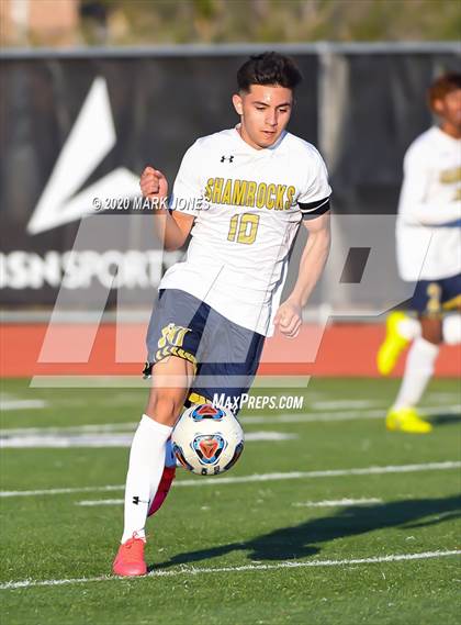 Thumbnail 1 in Yuma Catholic vs. Phoenix Country Day (AIA 3A Semifinal) photogallery.