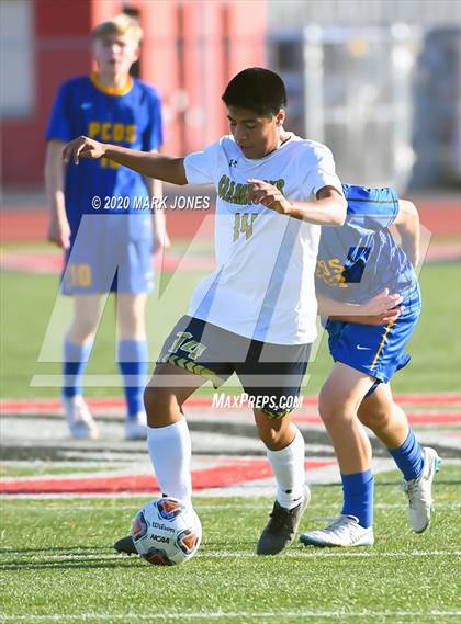 Thumbnail 3 in Yuma Catholic vs. Phoenix Country Day (AIA 3A Semifinal) photogallery.