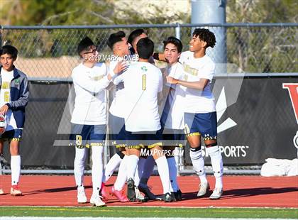 Thumbnail 1 in Yuma Catholic vs. Phoenix Country Day (AIA 3A Semifinal) photogallery.