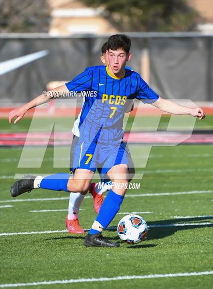Thumbnail 3 in Yuma Catholic vs. Phoenix Country Day (AIA 3A Semifinal) photogallery.